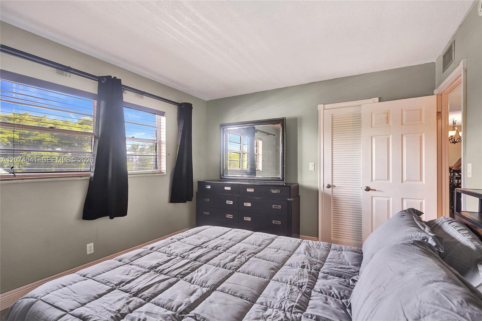 Photo of 1001 14th Ave #402, Hallandale Beach, Florida, 33009 -