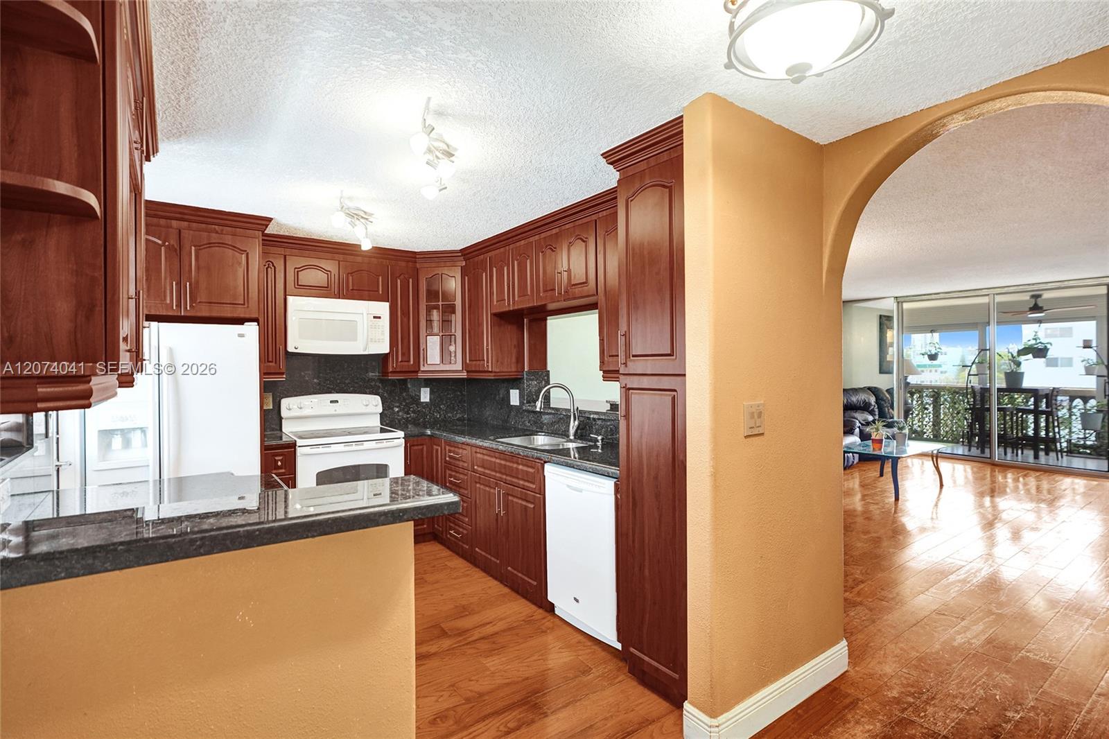 Photo of 1001 14th Ave #402, Hallandale Beach, Florida, 33009 -