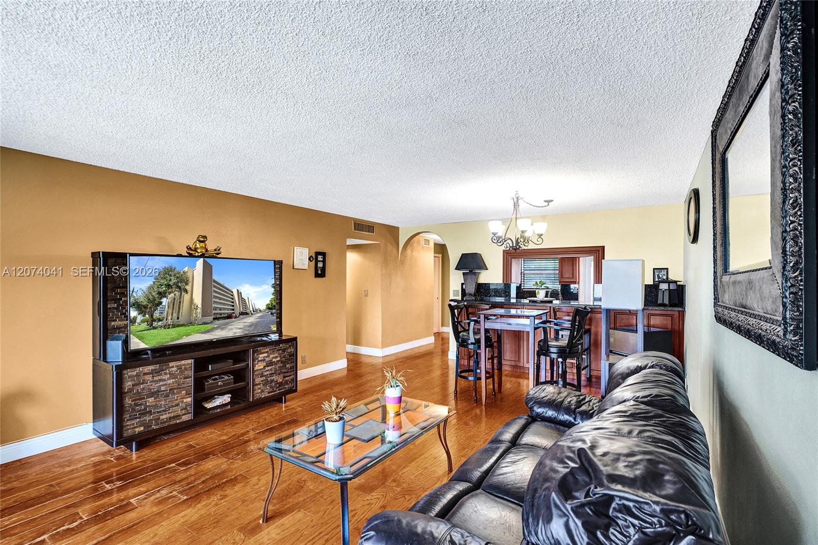 Photo of 1001 14th Ave #402, Hallandale Beach, Florida, 33009 -