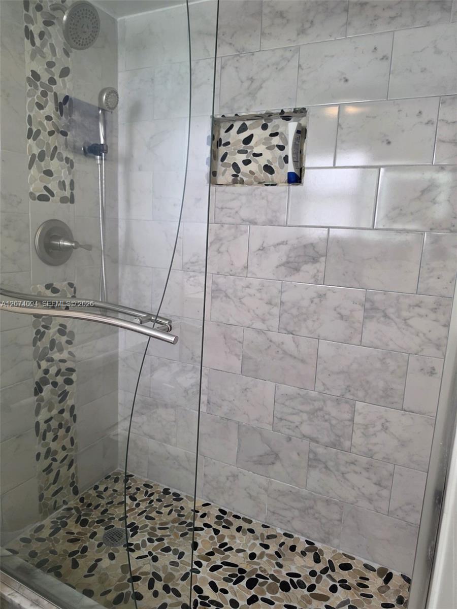 Photo of 300 12th Ave #108, Hallandale Beach, Florida, 33009 -
