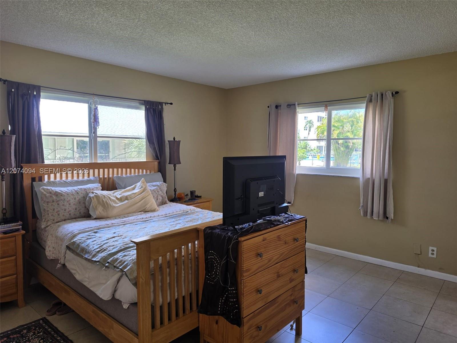 Photo of 300 12th Ave #108, Hallandale Beach, Florida, 33009 -