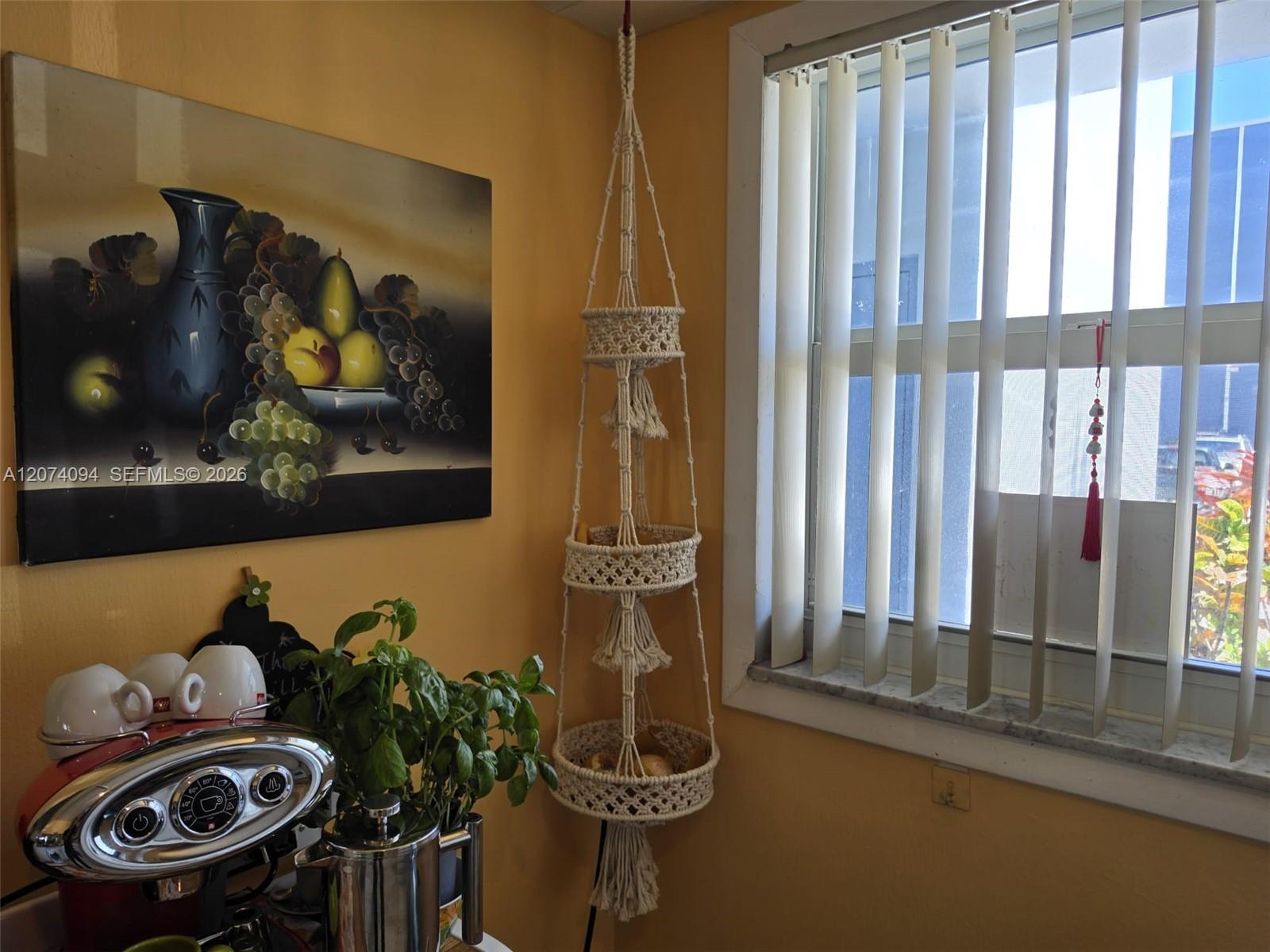 Photo of 300 12th Ave #108, Hallandale Beach, Florida, 33009 -