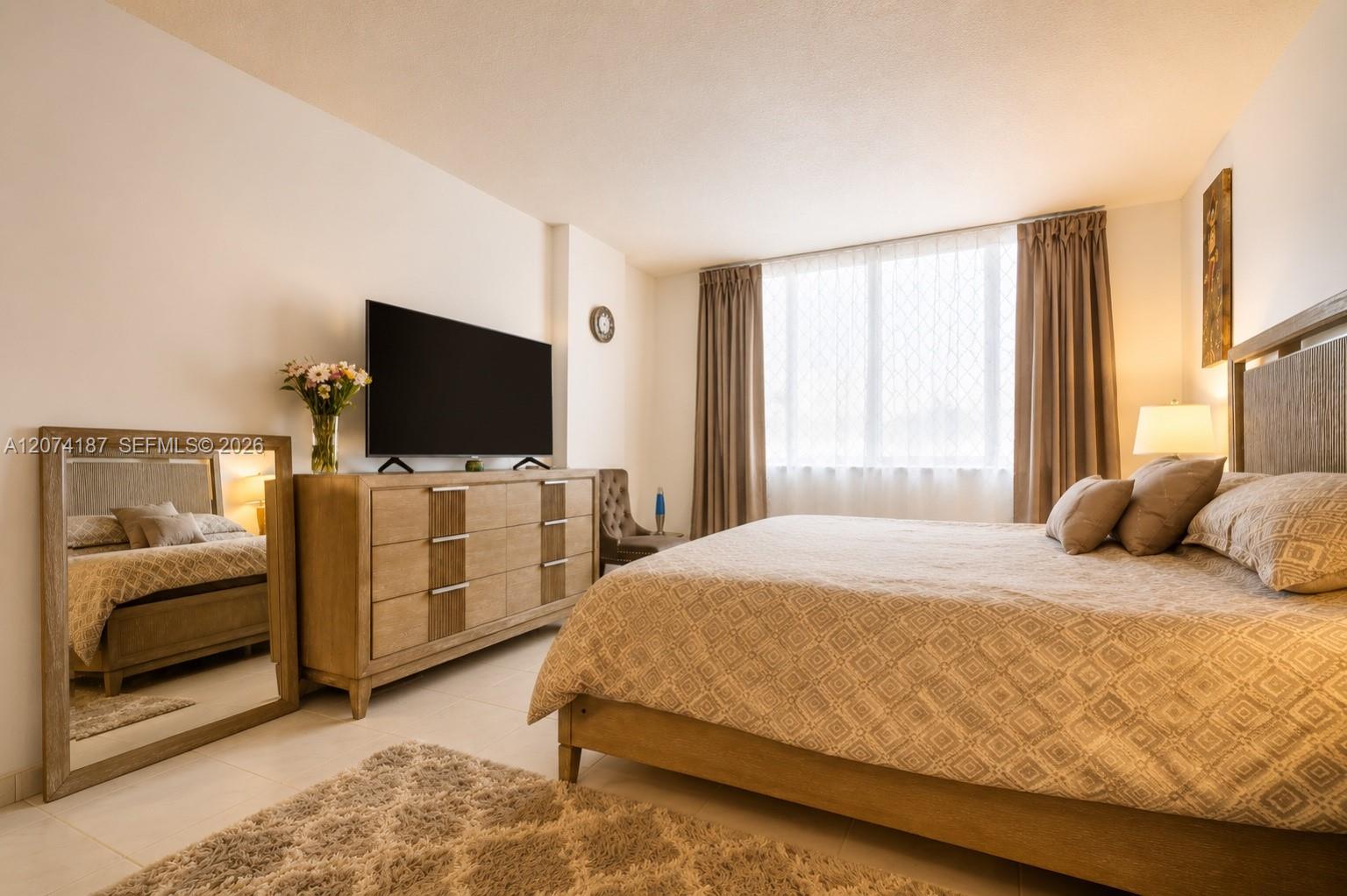 807 2 / 2 1350 sq. ft. $ 2026-08-19 0 Photo