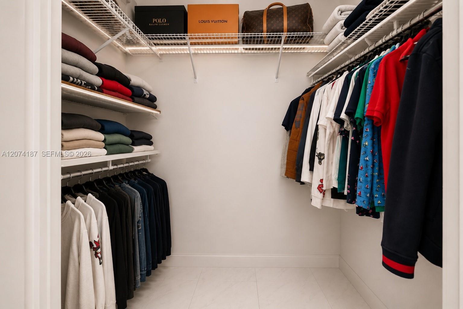 807 2 / 2 1350 sq. ft. $ 2026-08-19 0 Photo