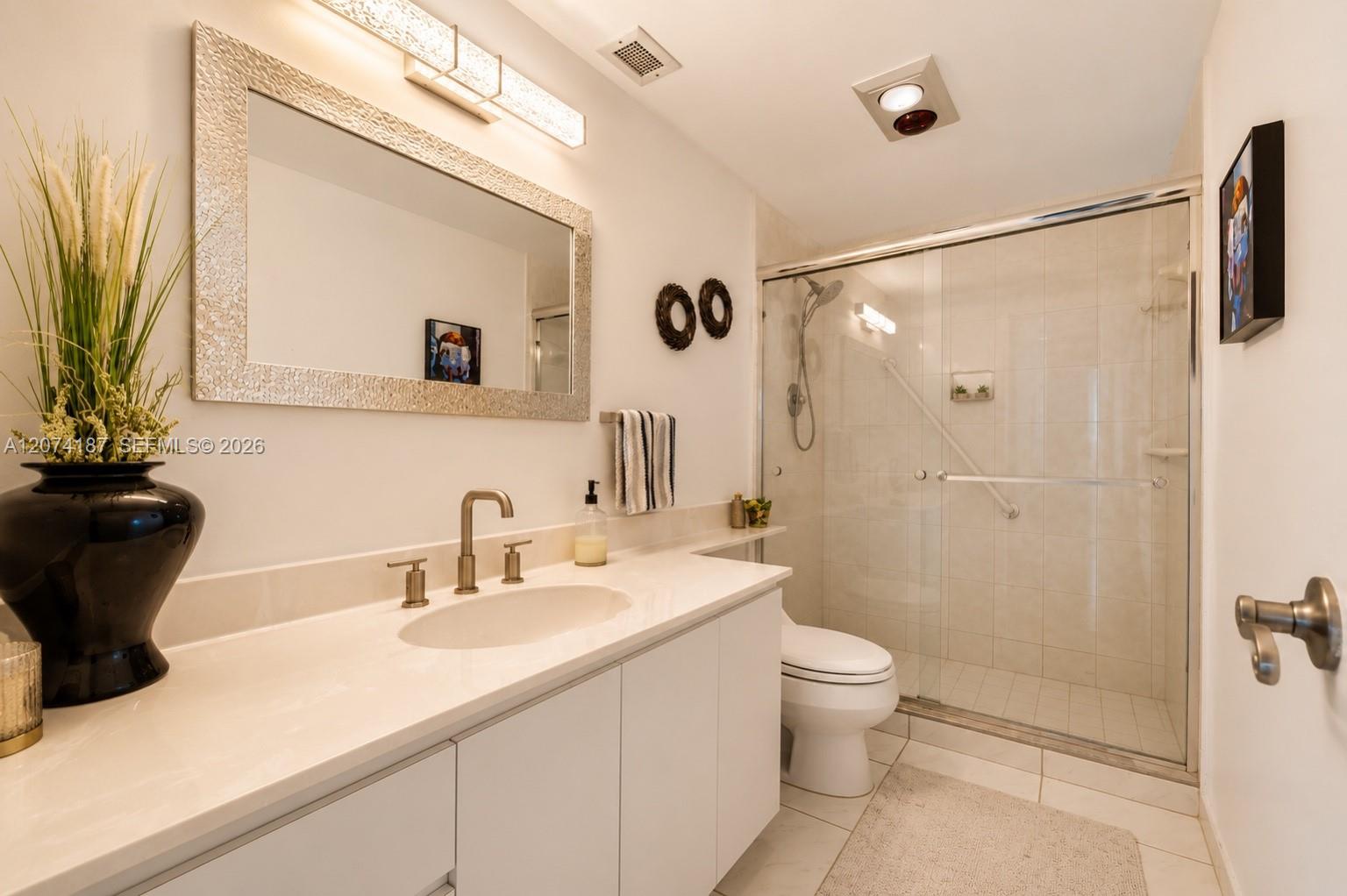 807 2 / 2 1350 sq. ft. $ 2026-08-19 0 Photo
