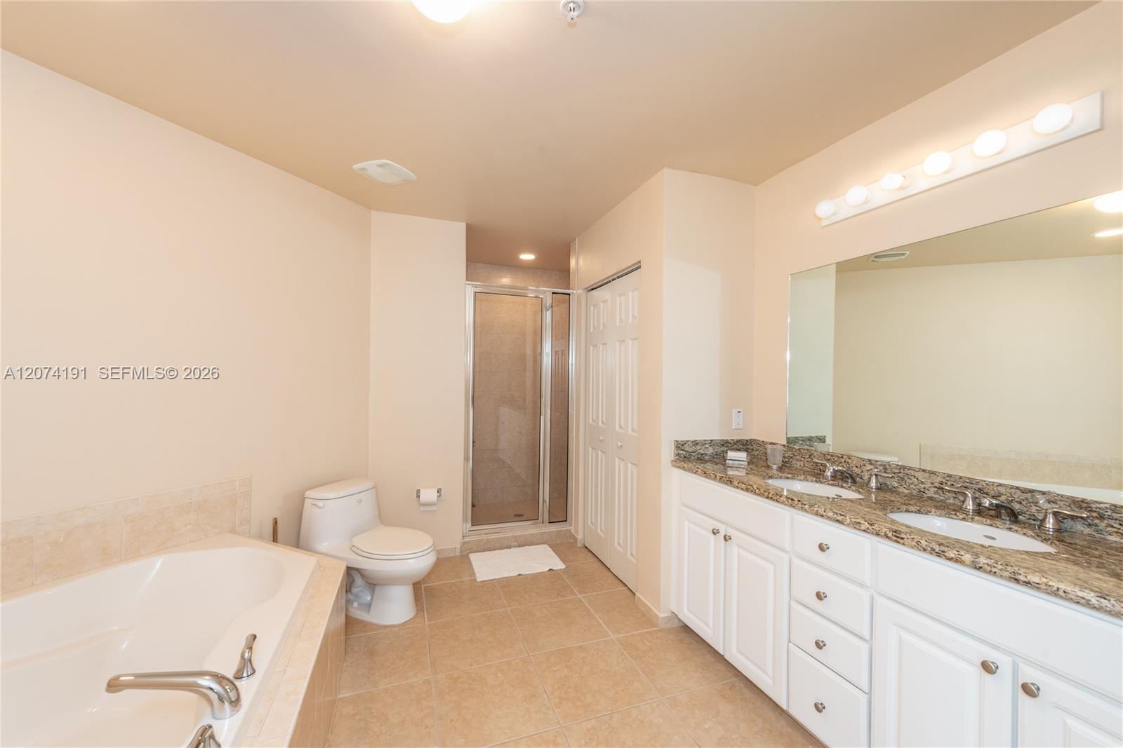 Photo 16 of 185th St