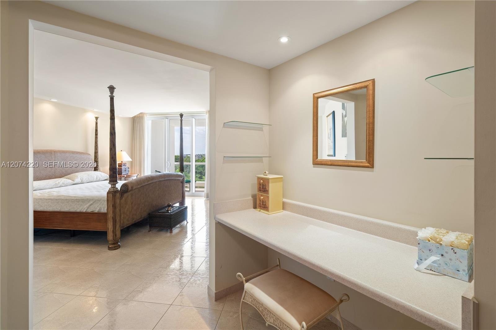 609 2 / 3 2730 sq. ft. $ 2026-08-19 0 foto