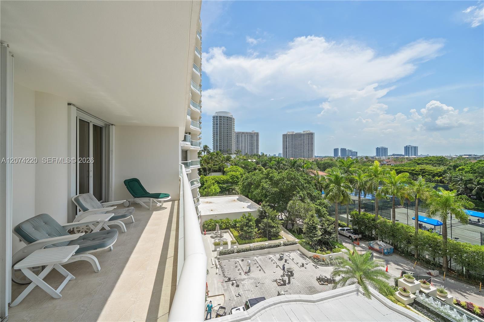 609 2 / 3 2730 sq. ft. $ 2026-08-19 0 foto