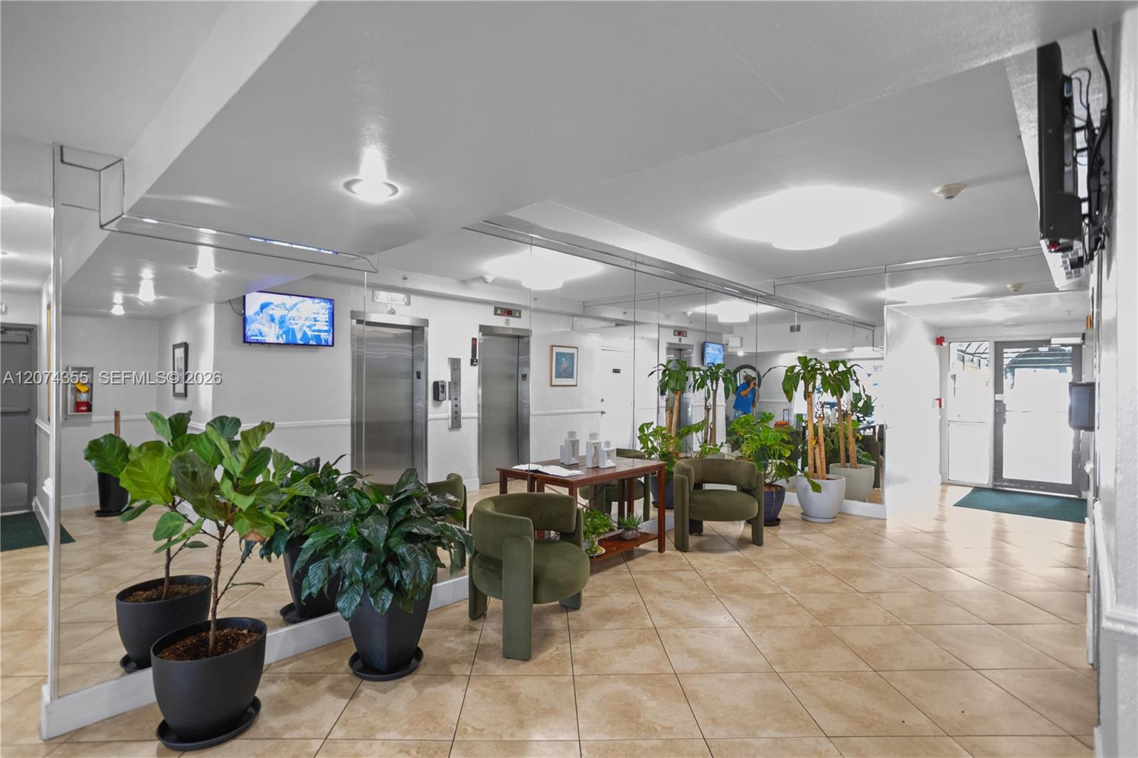 1204 2 / 2 904 sq. ft. $ 2026-08-19 0 foto