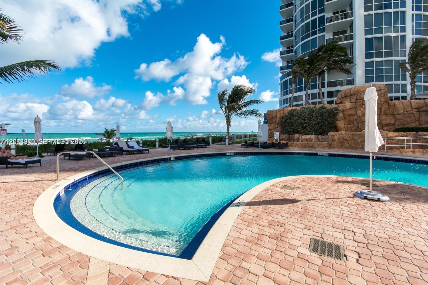 See details 4409 2 / 3 1722 sq. ft. $ 2026-08-19 0 Photo