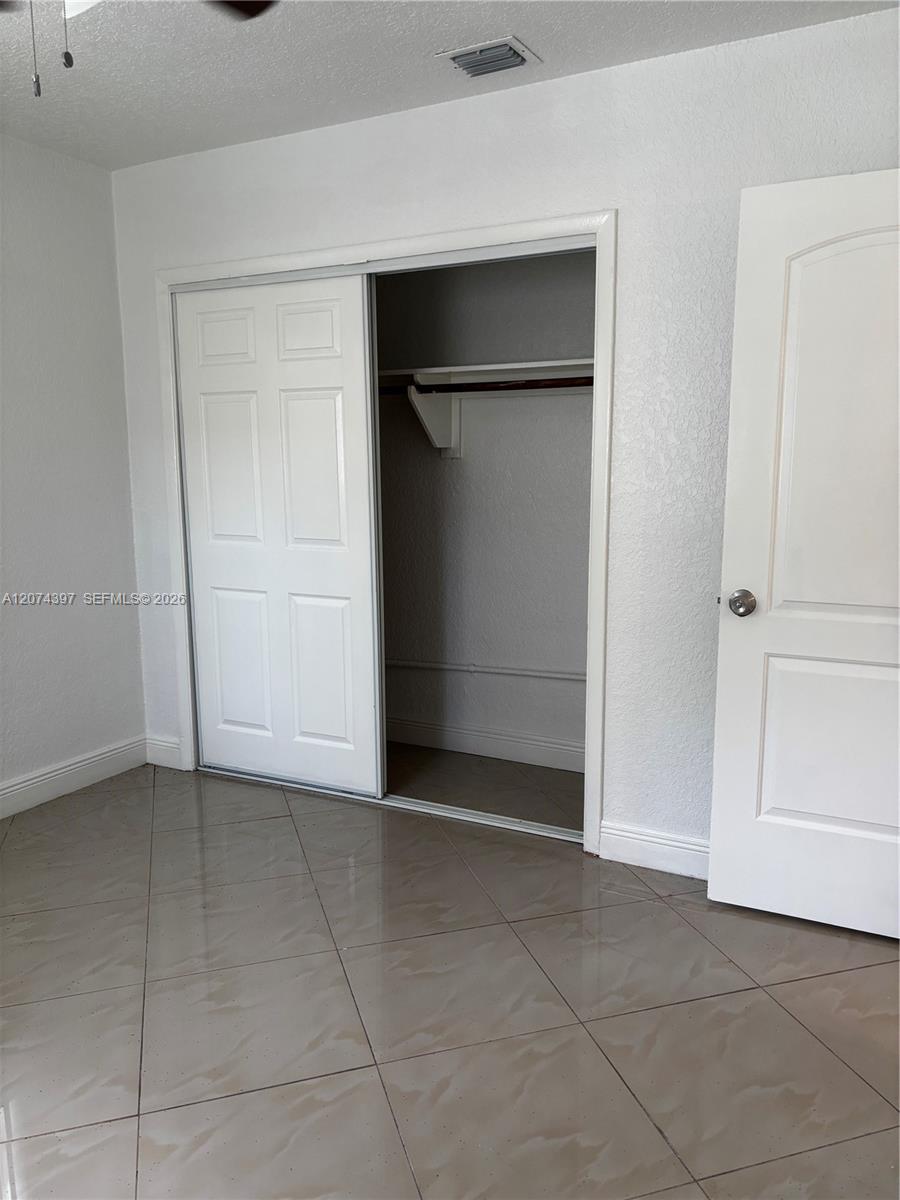 Ver detalles / 1627 sq. ft. $ 2026-08-19 0 foto