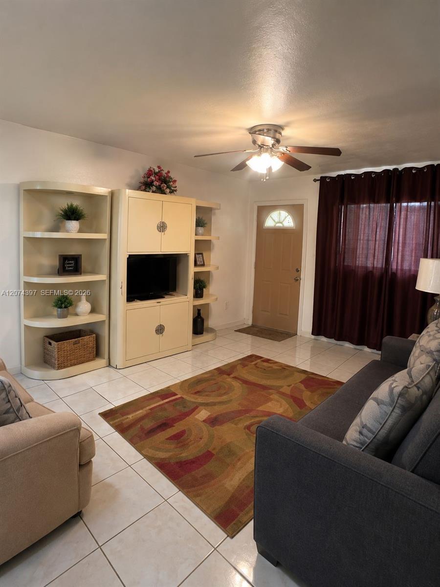 Ver detalles / 1627 sq. ft. $ 2026-08-19 0 foto