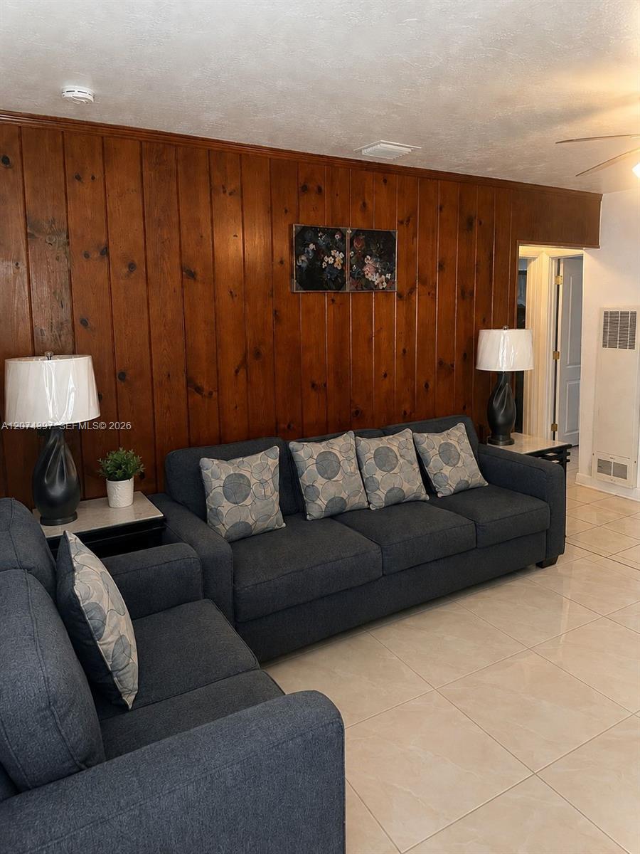 Ver detalles / 1627 sq. ft. $ 2026-08-19 0 foto