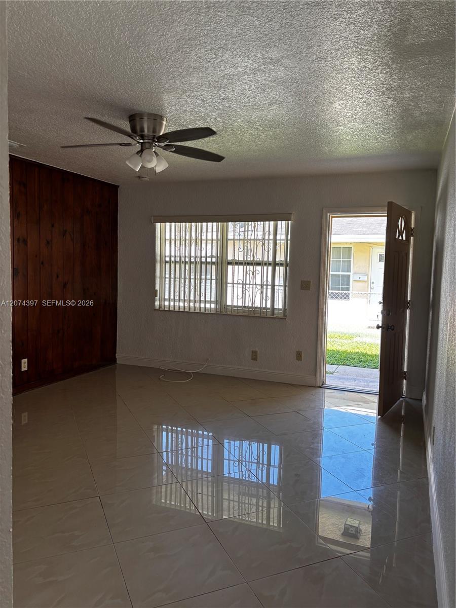 Ver detalles / 1627 sq. ft. $ 2026-08-19 0 foto