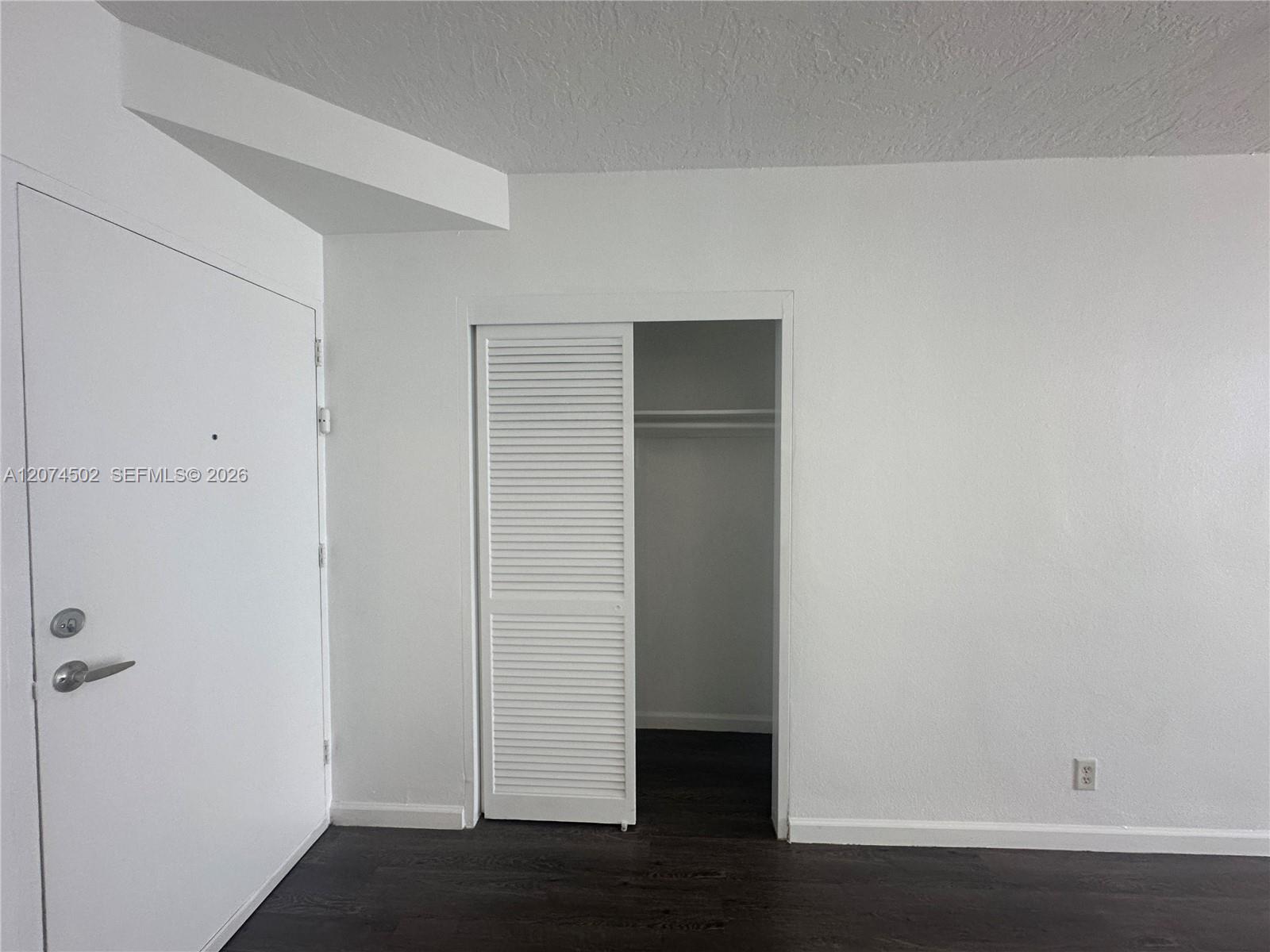 Photo of 3000 Ocean Dr #922, Hollywood, Florida, 33019 -