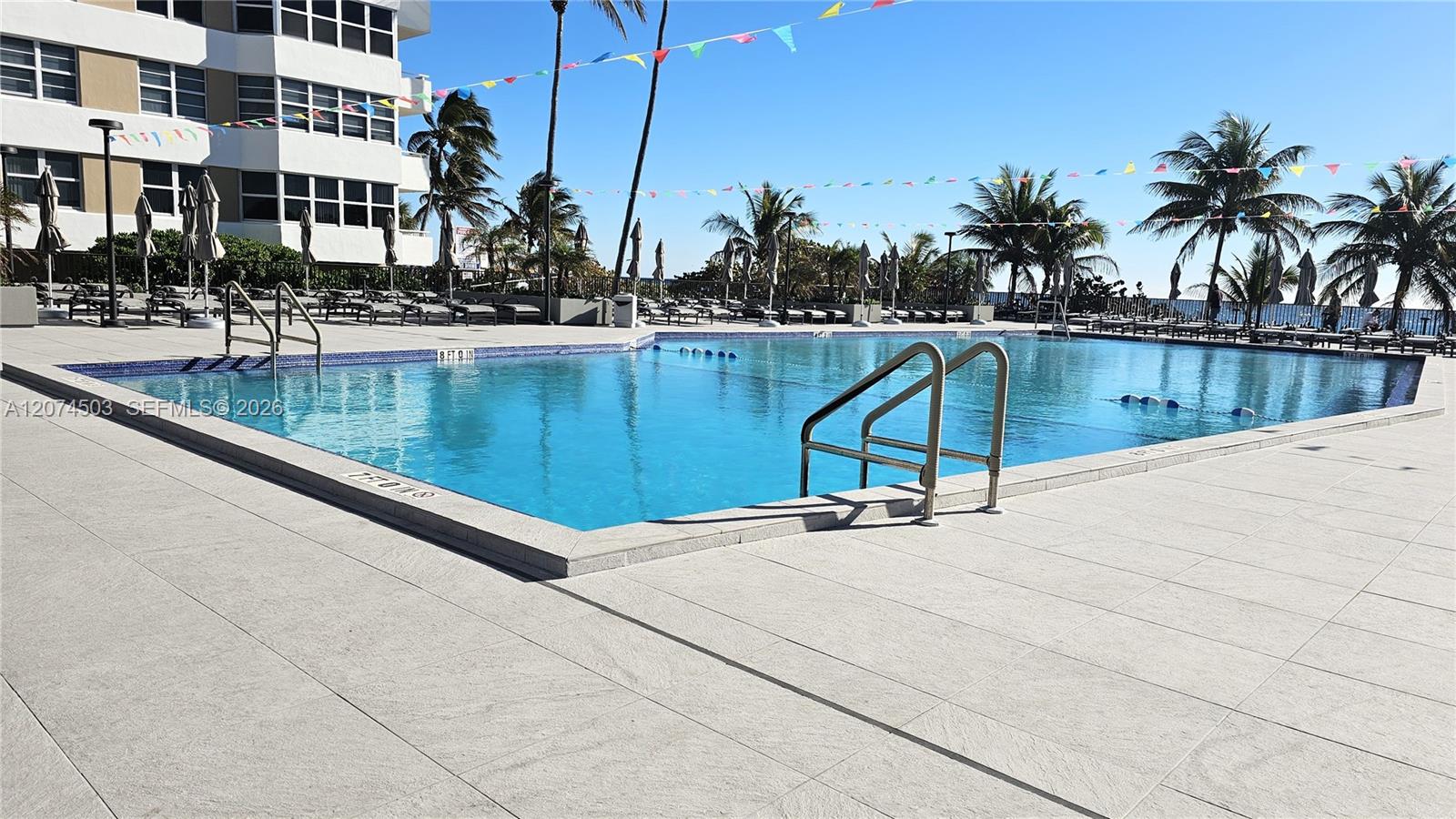 See details 17K 1 / 2 870 sq. ft. $ 2026-08-21 0 Photo