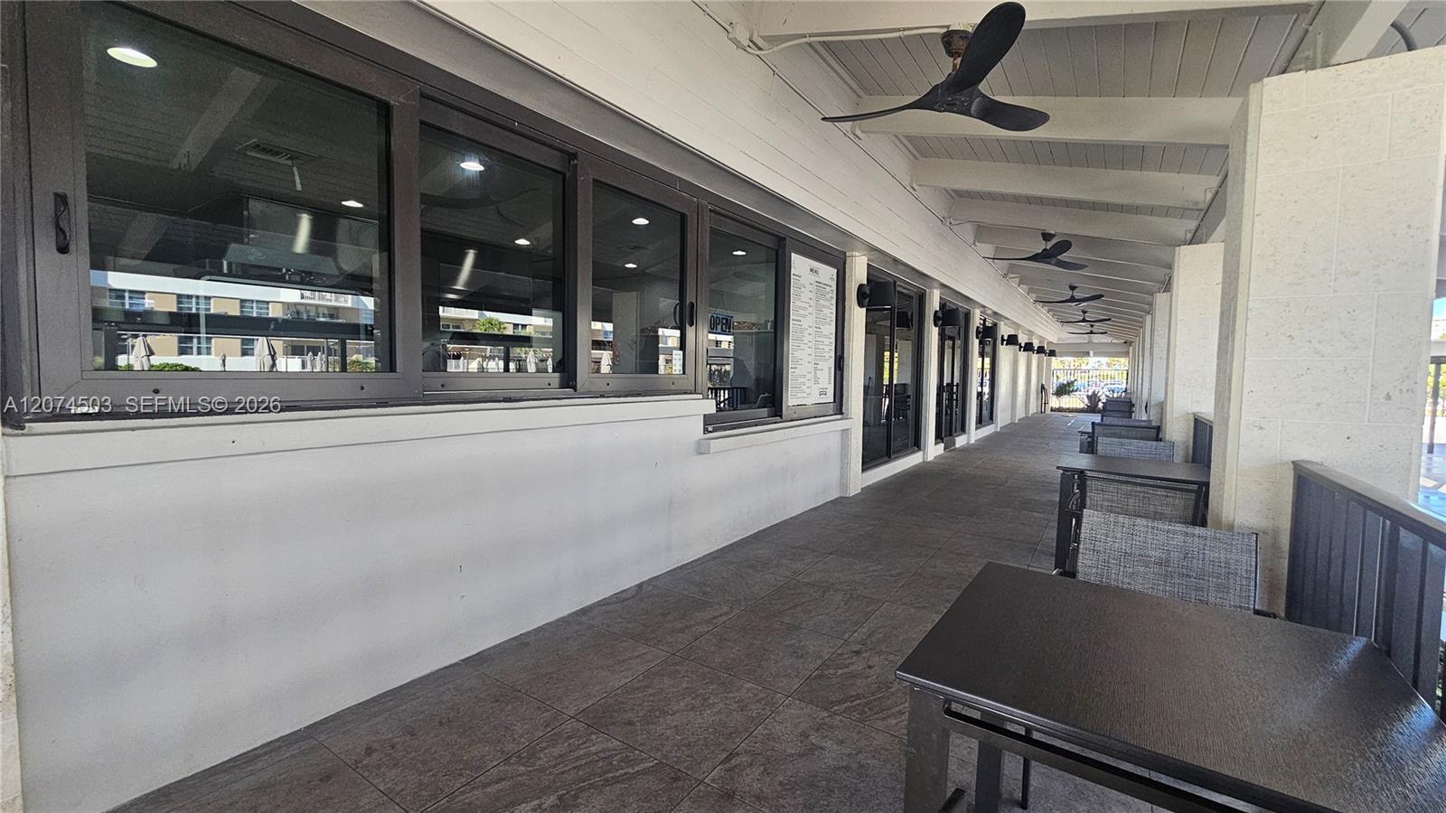 See details 17K 1 / 2 870 sq. ft. $ 2026-08-21 0 Photo