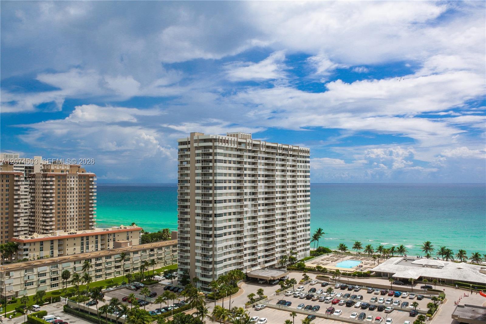 See details 17K 1 / 2 870 sq. ft. $ 2026-08-21 0 Photo