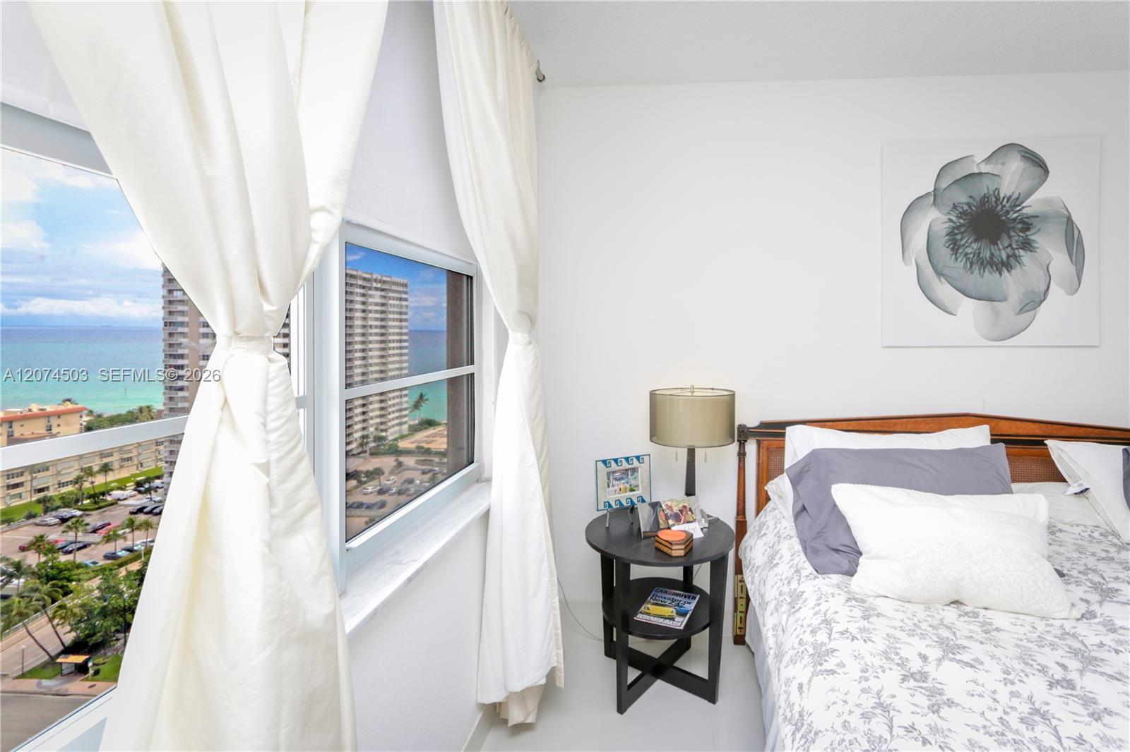 See details 17K 1 / 2 870 sq. ft. $ 2026-08-21 0 Photo