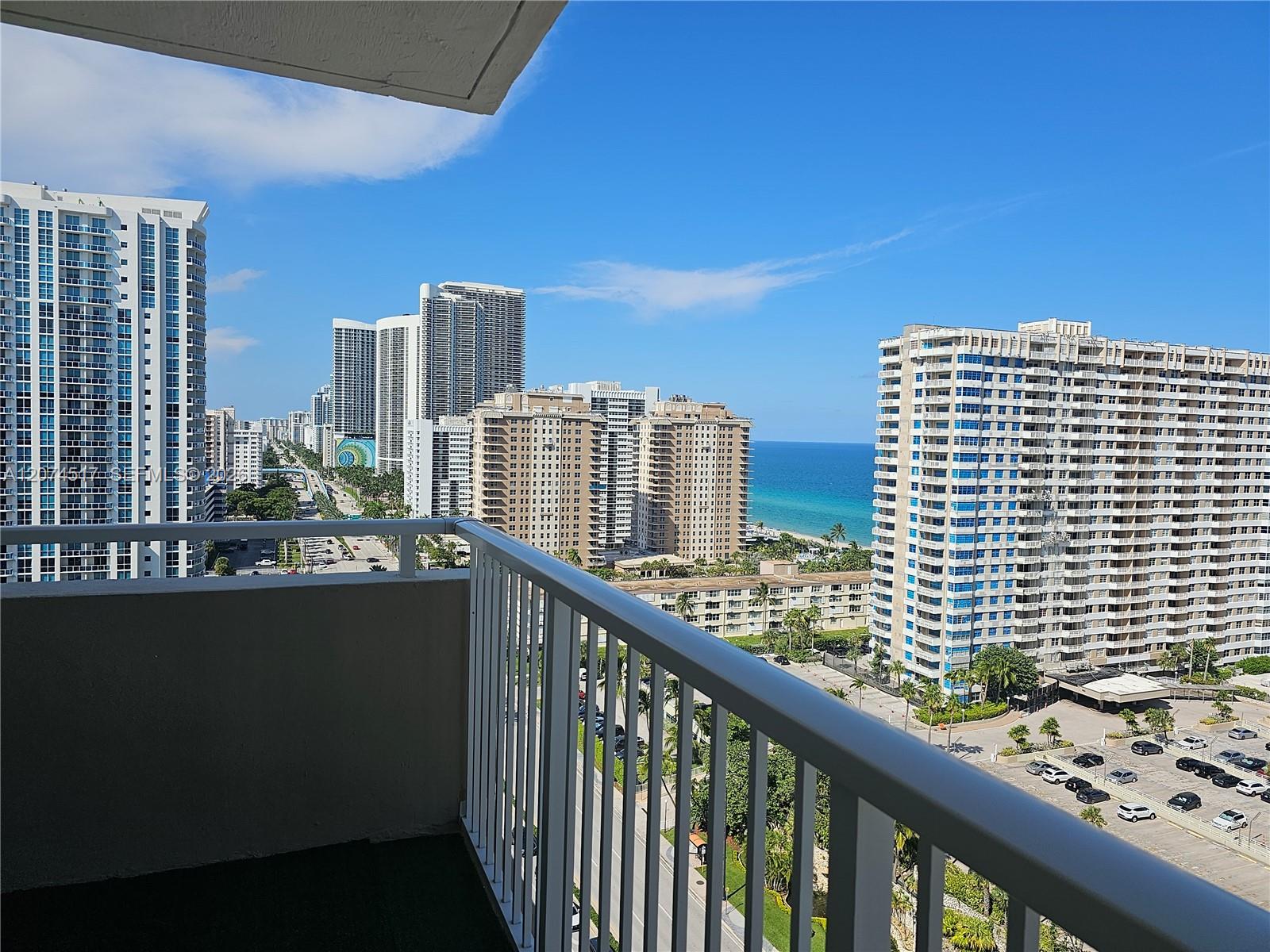 See details 17P 2 / 2 1380 sq. ft. $ 2026-08-20 0 Photo