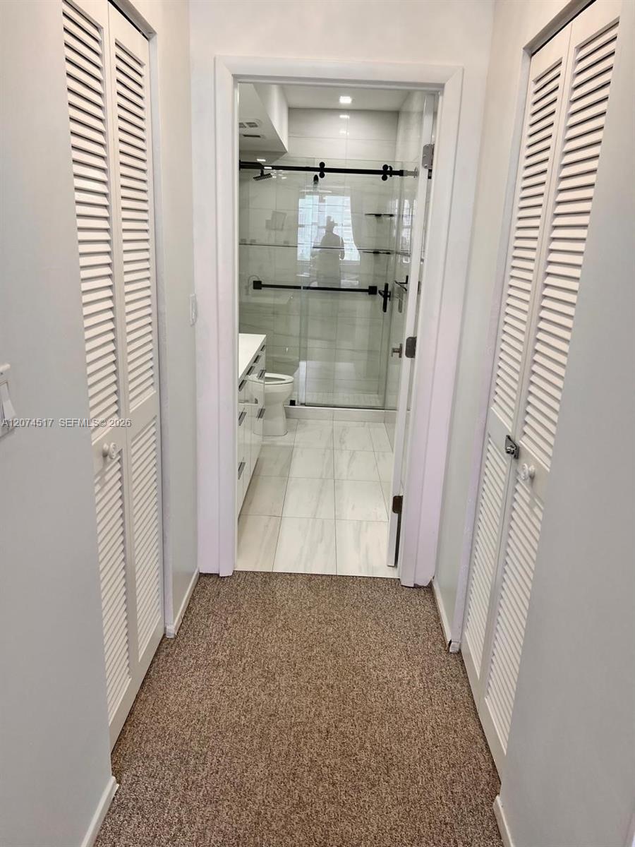 See details 17P 2 / 2 1380 sq. ft. $ 2026-08-20 0 Photo