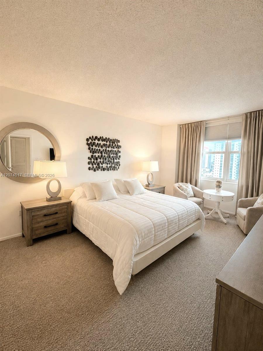 See details 17P 2 / 2 1380 sq. ft. $ 2026-08-20 0 Photo
