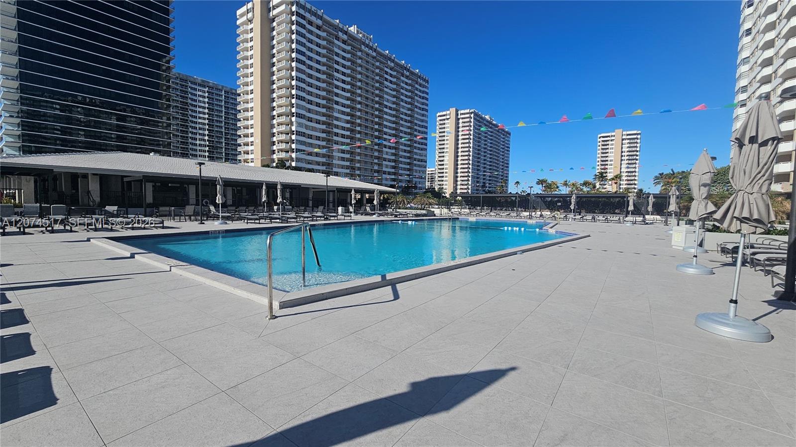 See details 17P 2 / 2 1380 sq. ft. $ 2026-08-20 0 Photo