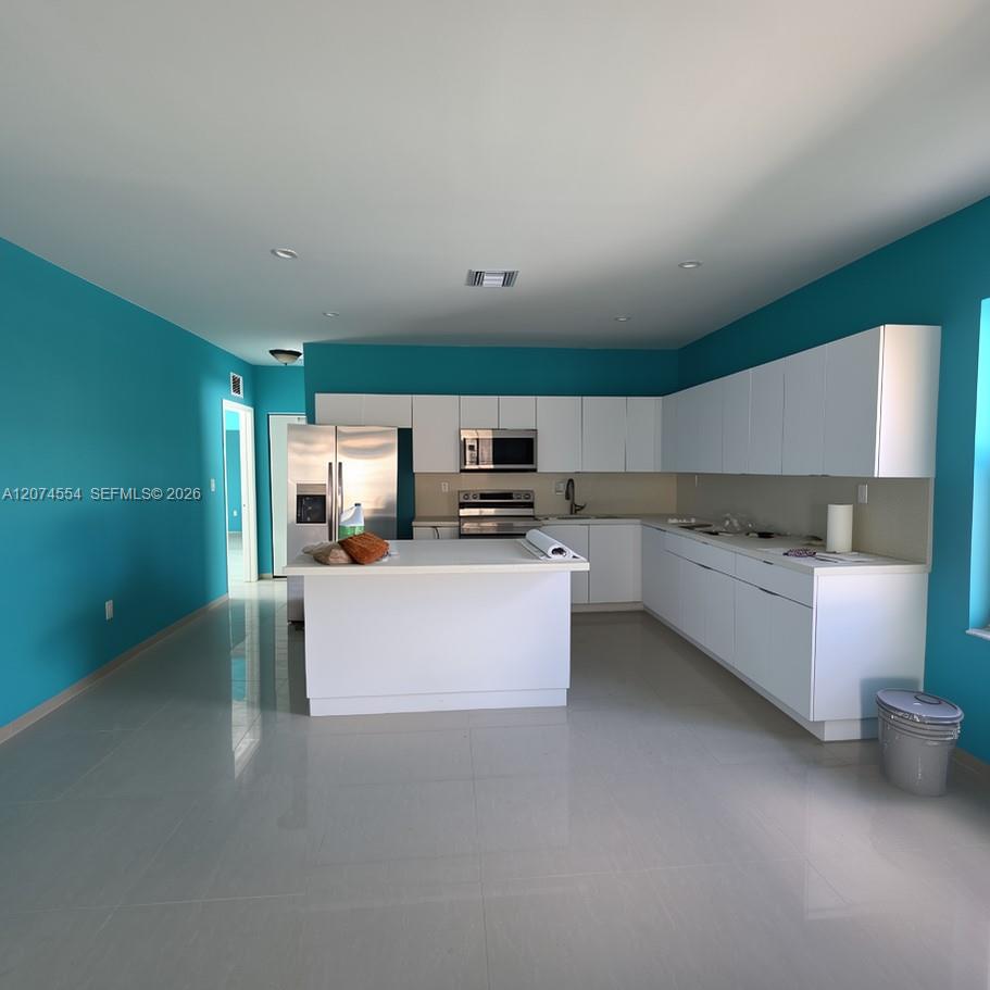 Ver detalles / 3177 sq. ft. $ 2026-08-20 0 foto