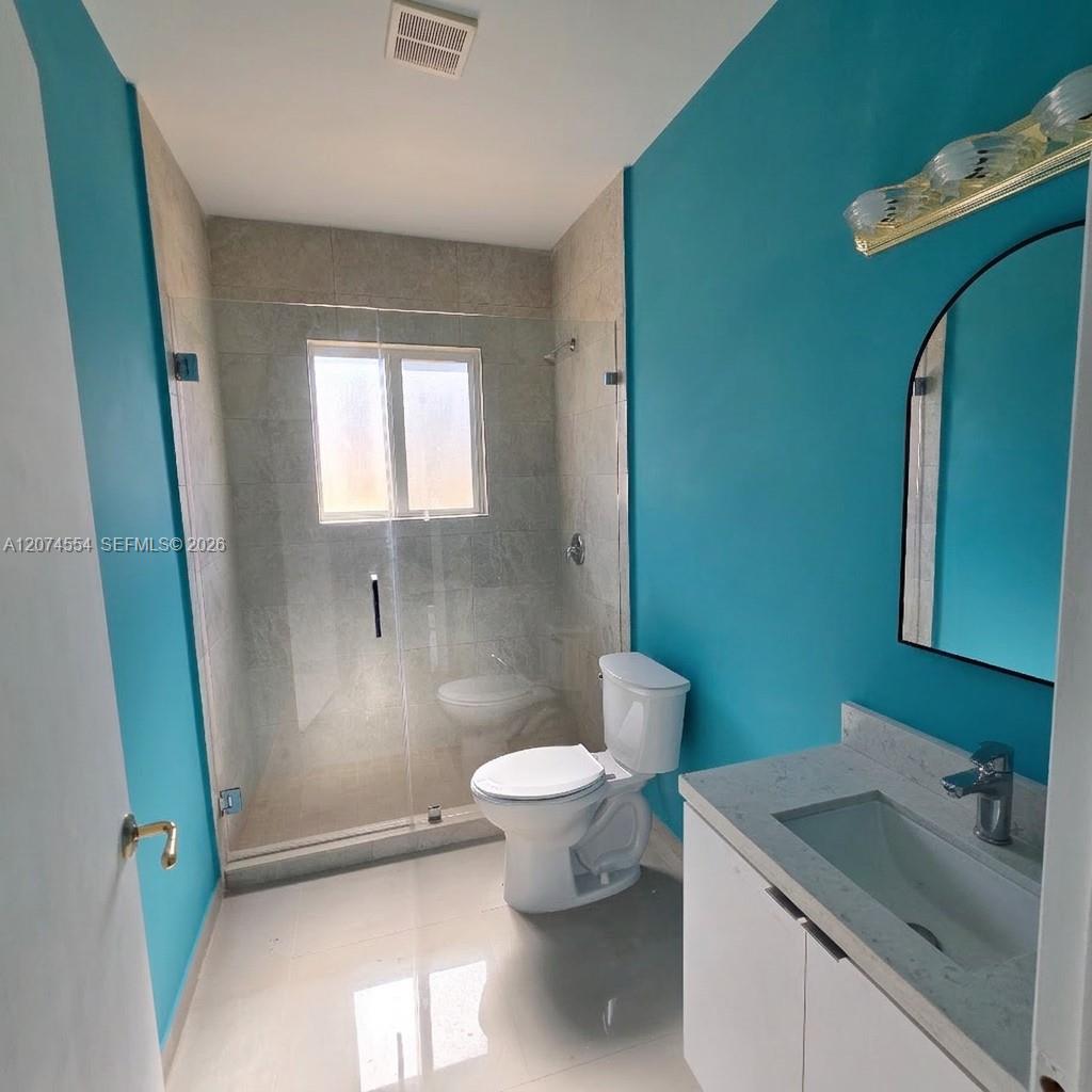 Ver detalles / 3177 sq. ft. $ 2026-08-20 0 foto