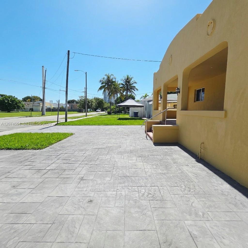 Ver detalles / 3177 sq. ft. $ 2026-08-20 0 foto