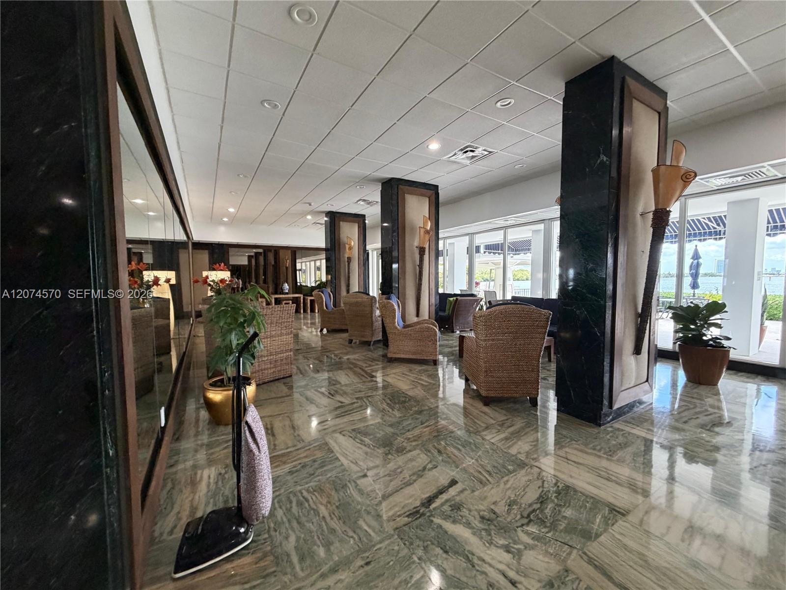 1231 2 / 2 1350 sq. ft. $ 2026-08-20 0 foto