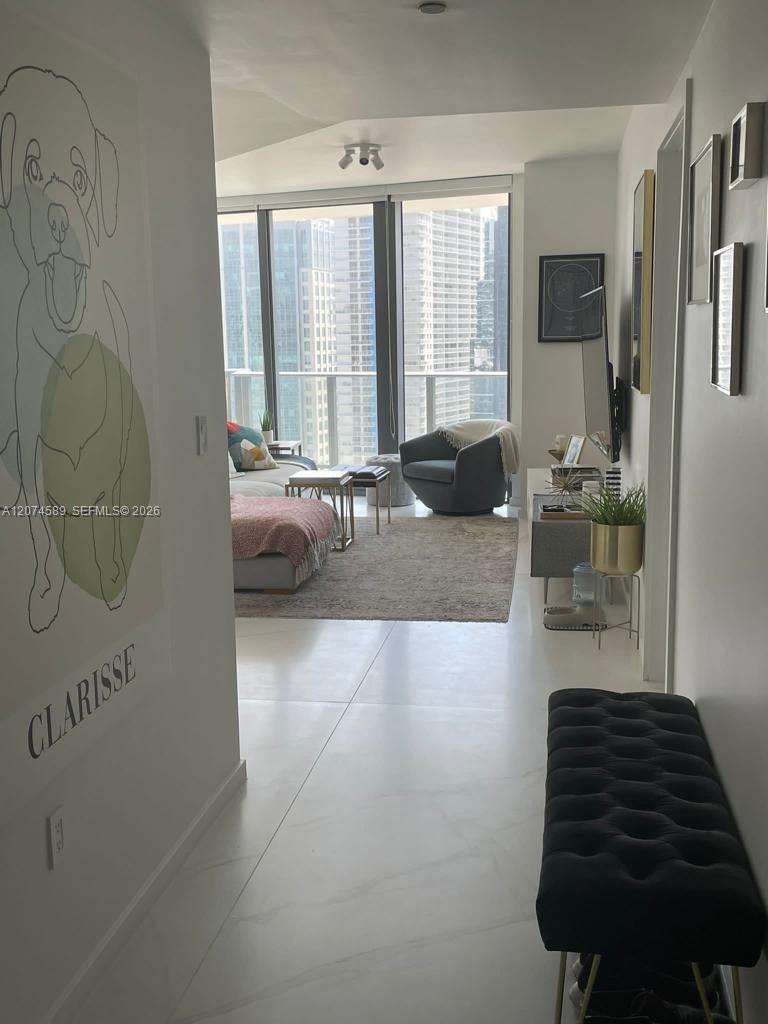 2501 2 / 2 1279 sq. ft. $ 2026-08-20 0 foto