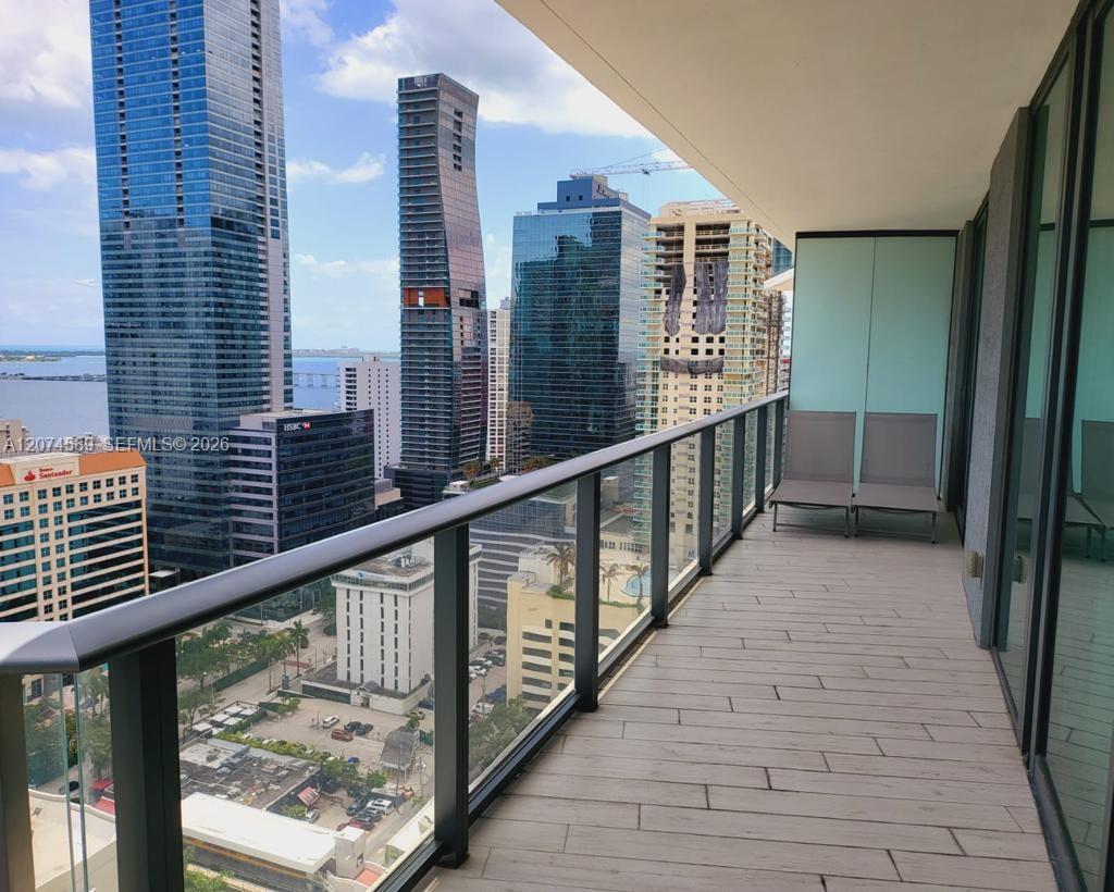 2501 2 / 2 1279 sq. ft. $ 2026-08-20 0 foto