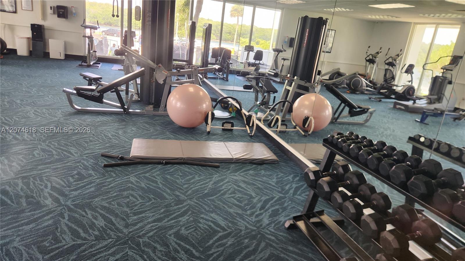 1725 1 / 2 762 sq. ft. $ 2026-08-20 0 Photo