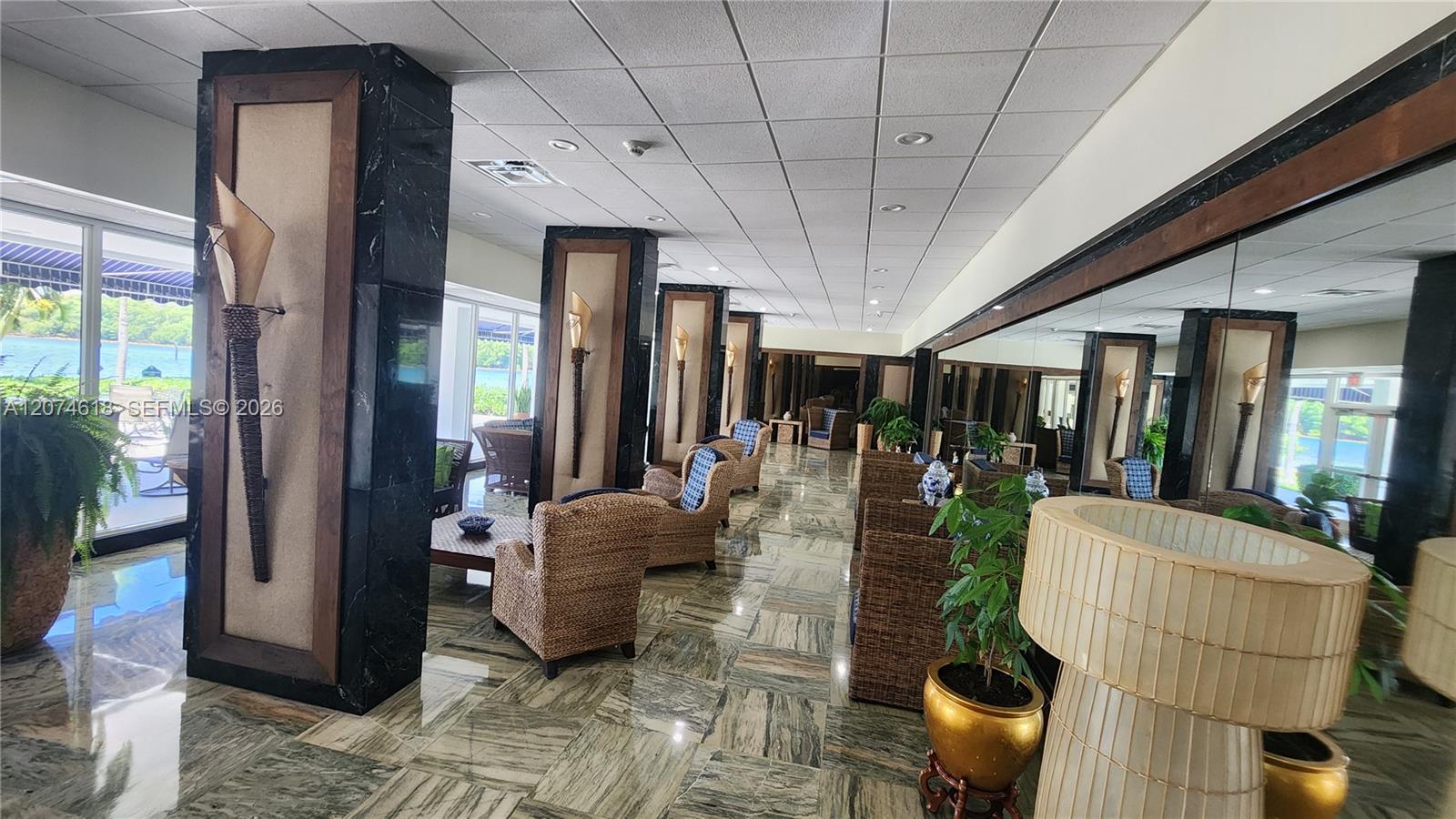 1725 1 / 2 762 sq. ft. $ 2026-08-20 0 Photo