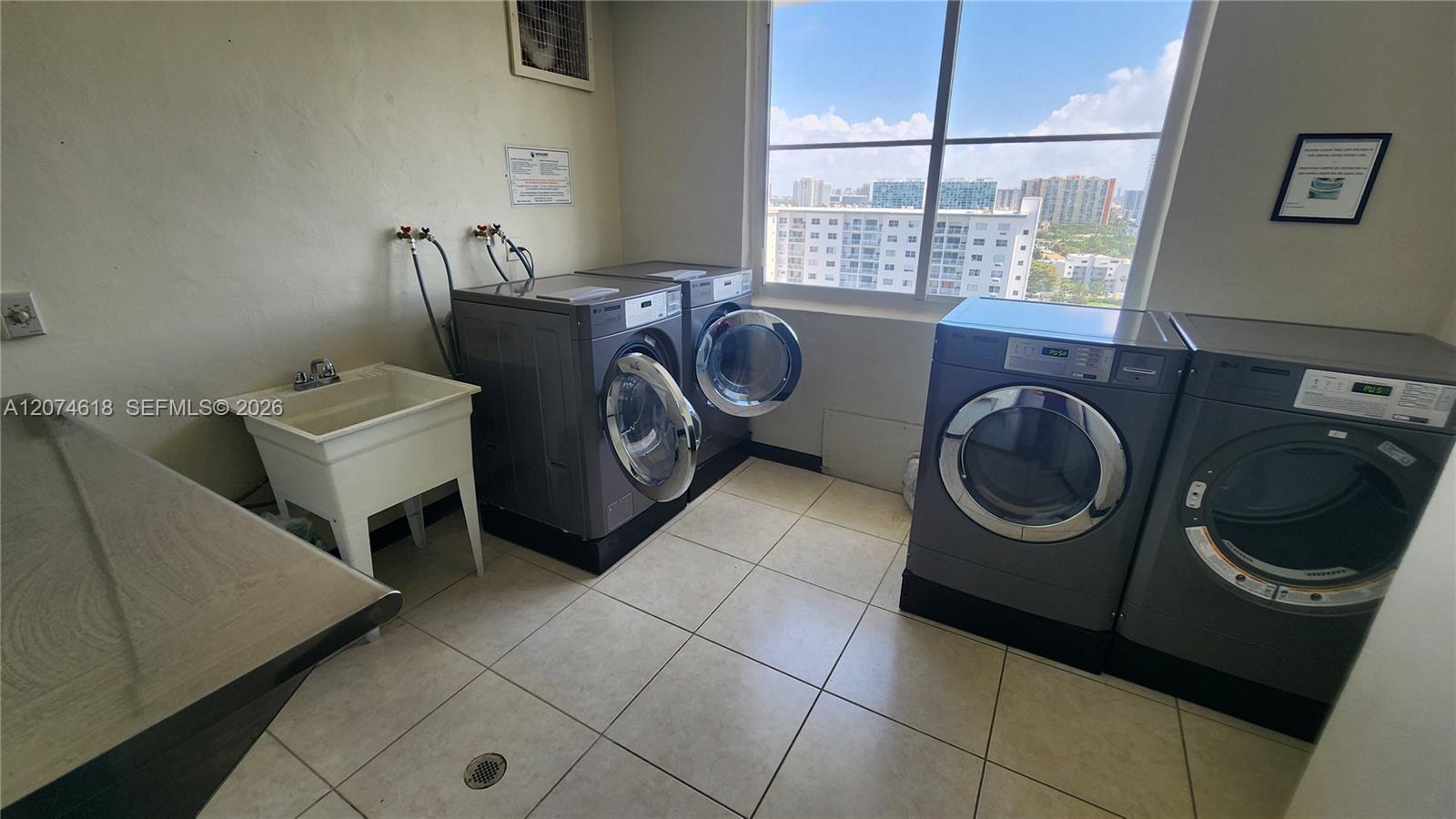 1725 1 / 2 762 sq. ft. $ 2026-08-20 0 Photo