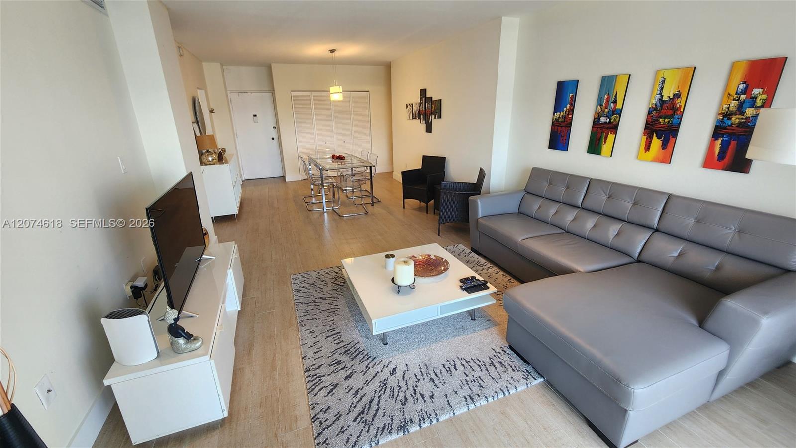 1725 1 / 2 762 sq. ft. $ 2026-08-20 0 Photo