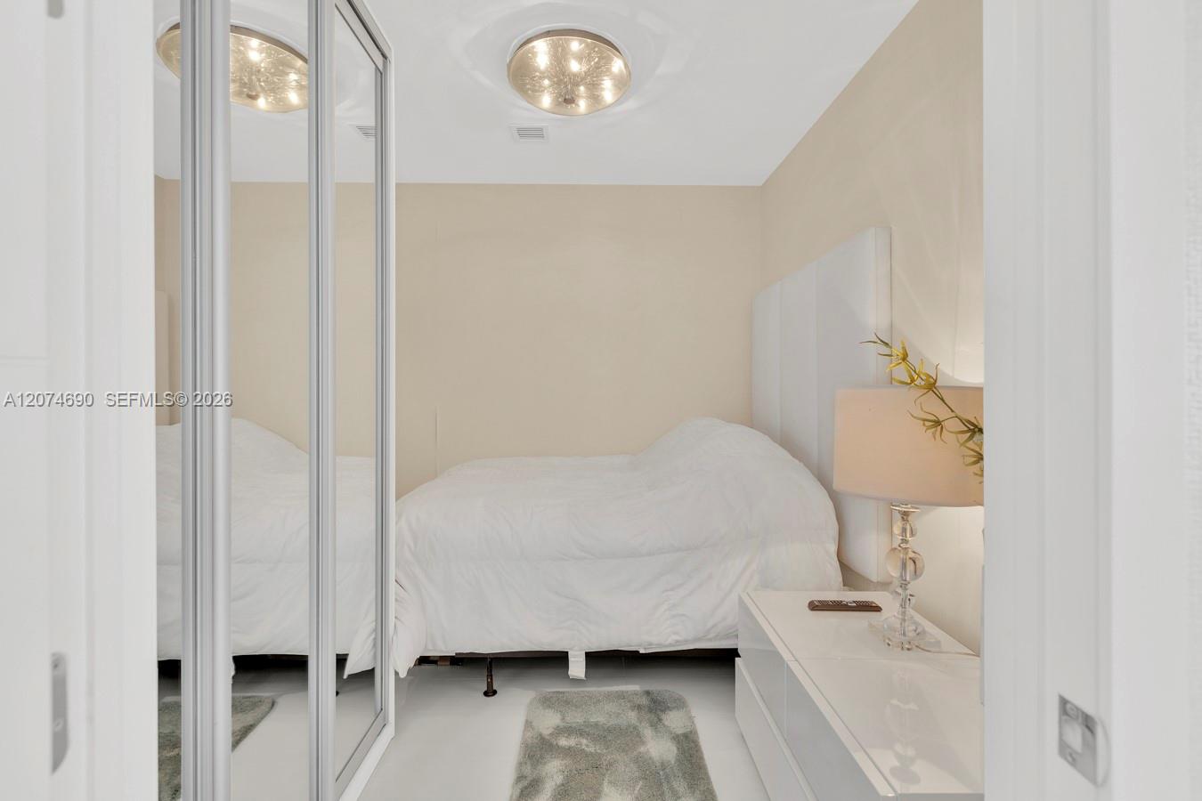 3001 3 / 4 2928 sq. ft. $ 2026-08-20 0 foto