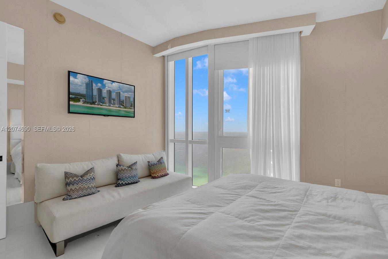 3001 3 / 4 2928 sq. ft. $ 2026-08-20 0 foto