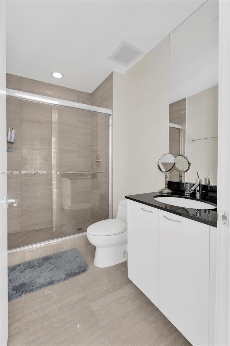 3001 3 / 4 2928 sq. ft. $ 2026-08-20 0 foto