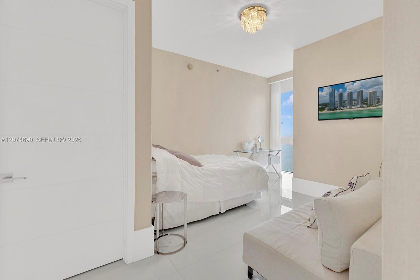 3001 3 / 4 2928 sq. ft. $ 2026-08-20 0 foto