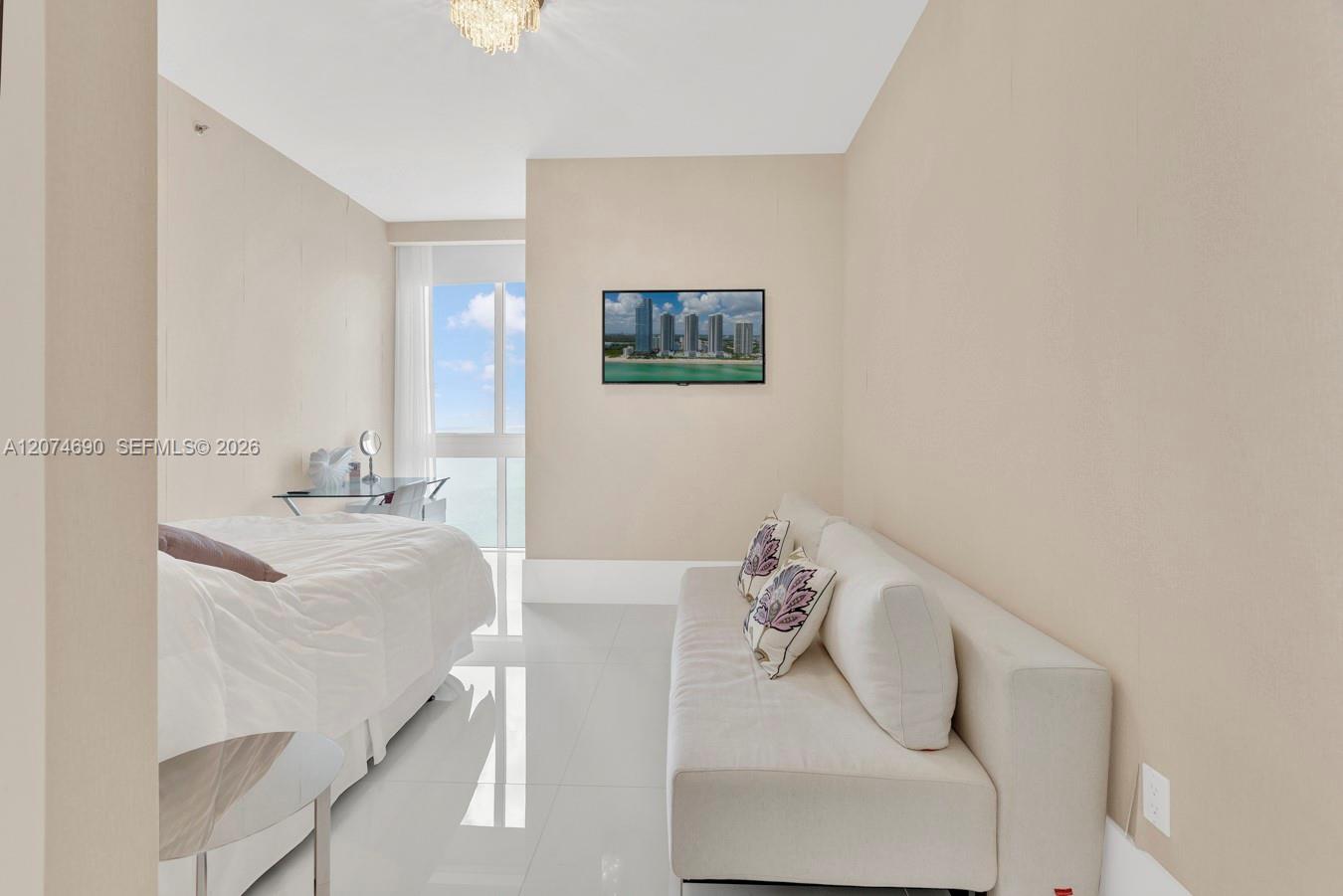 3001 3 / 4 2928 sq. ft. $ 2026-08-20 0 foto