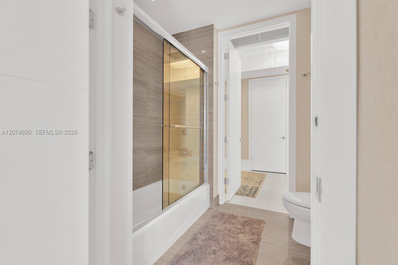 3001 3 / 4 2928 sq. ft. $ 2026-08-20 0 foto
