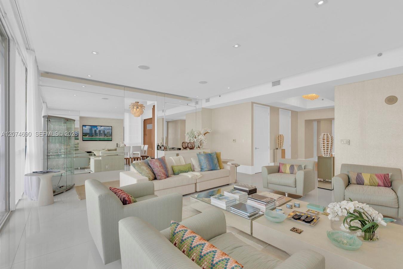 3001 3 / 4 2928 sq. ft. $ 2026-08-20 0 foto