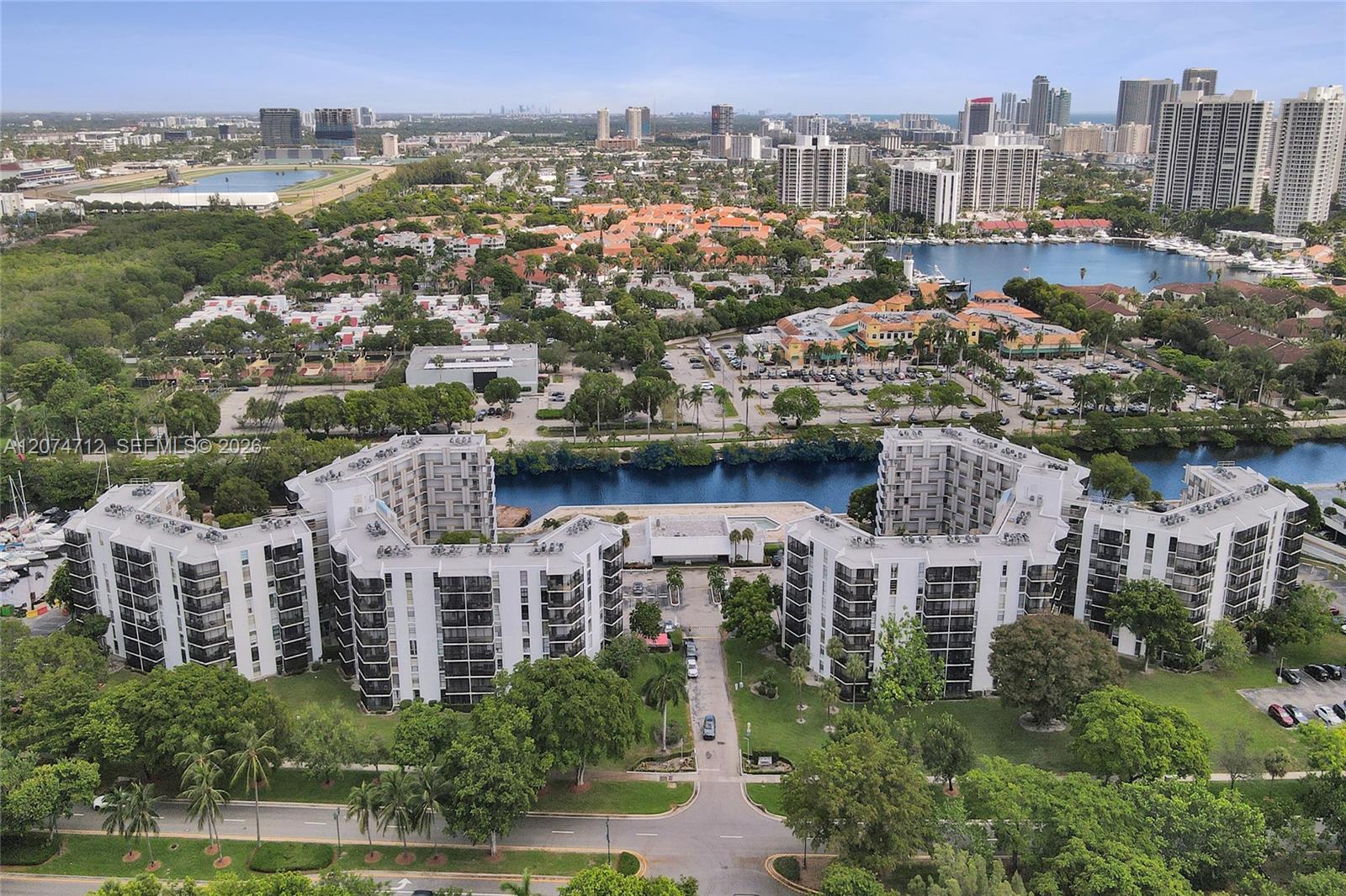 Photo 7 of Country Club Dr