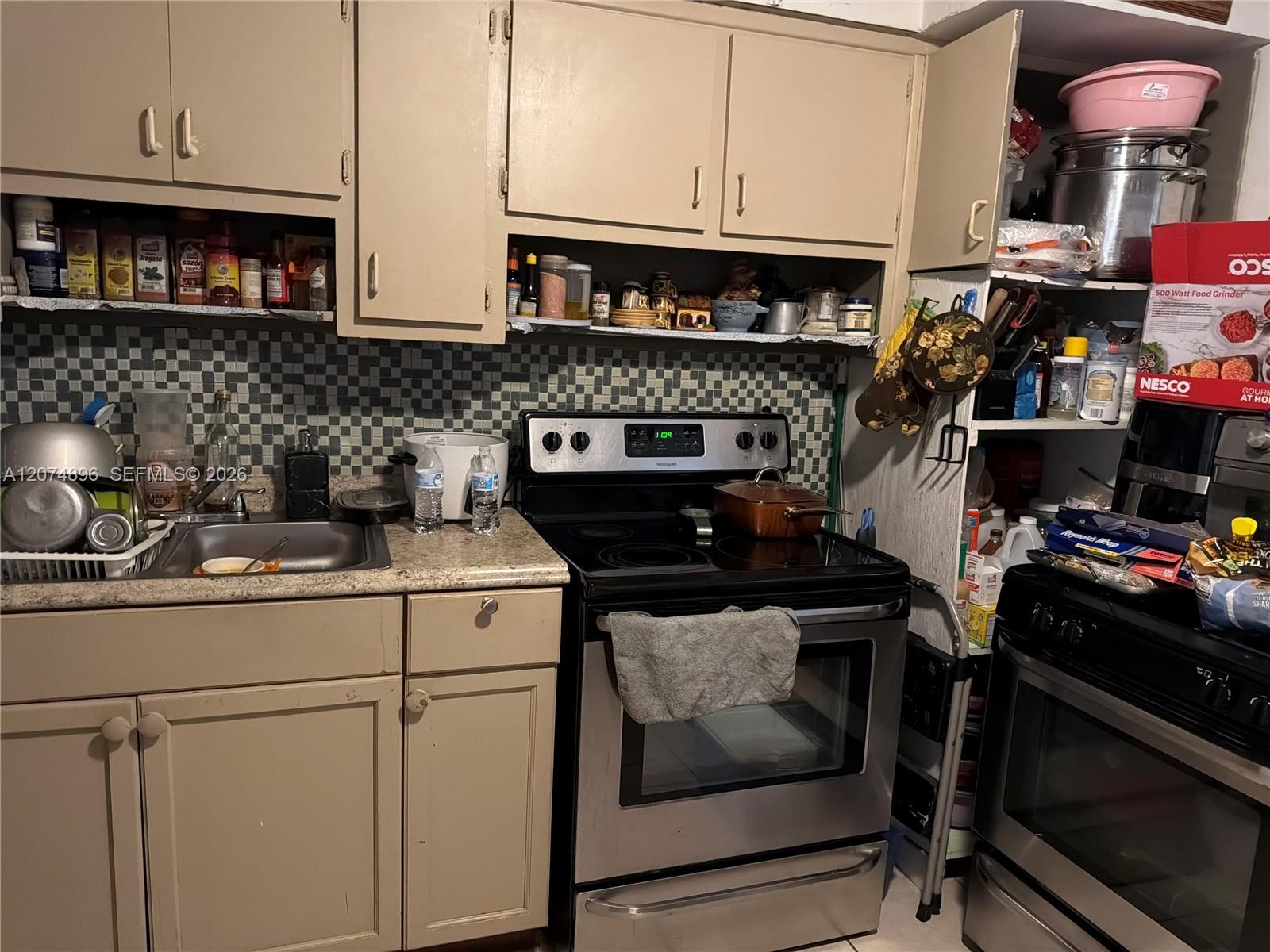 Ver detalles / 1652 sq. ft. $ 2026-08-20 0 foto