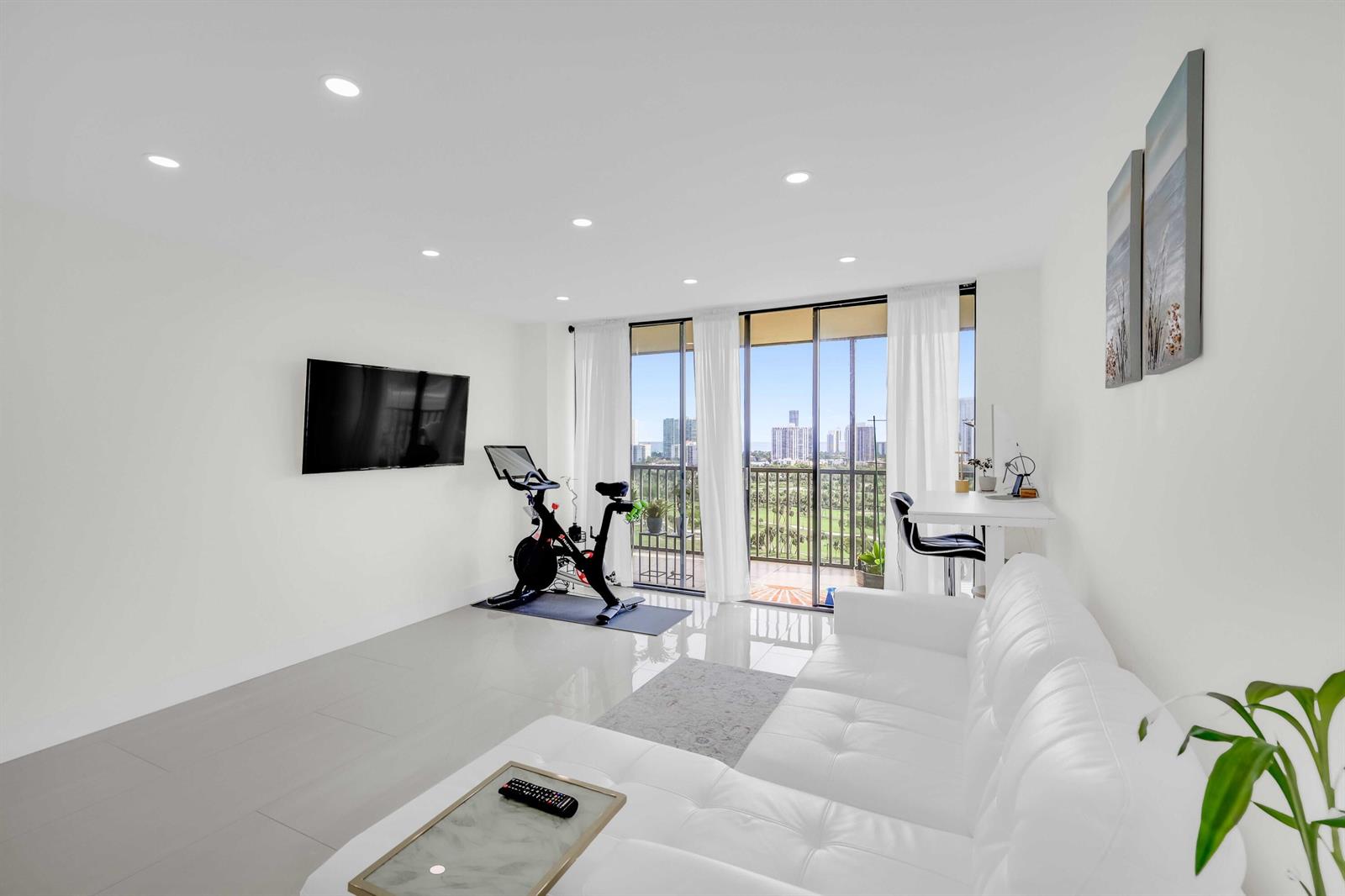 Photo of 20335 Country Club  #2107, Aventura, Florida, 33180 - 20335 W Country Club Drive 2107 - 18