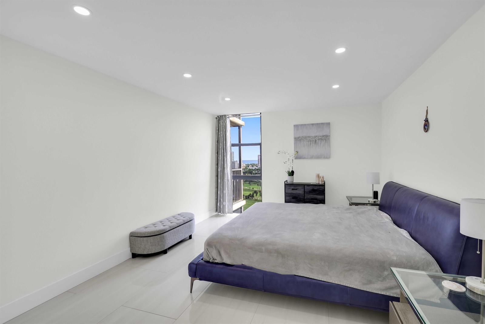 Photo of 20335 Country Club  #2107, Aventura, Florida, 33180 - 20335 W Country Club Drive 2107 - 26