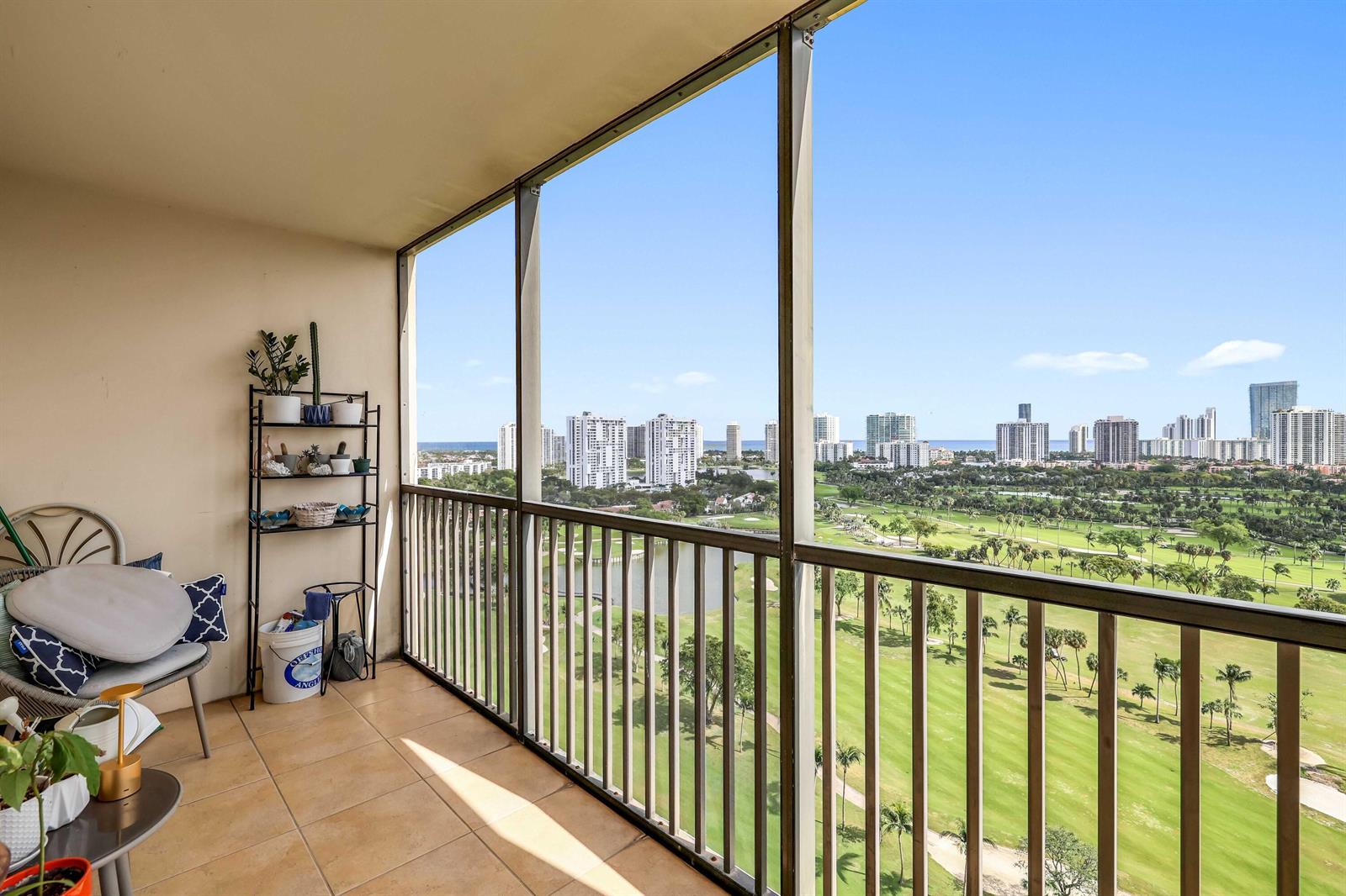 Photo of 20335 Country Club  #2107, Aventura, Florida, 33180 - 20335 W Country Club Drive 2107 - 22