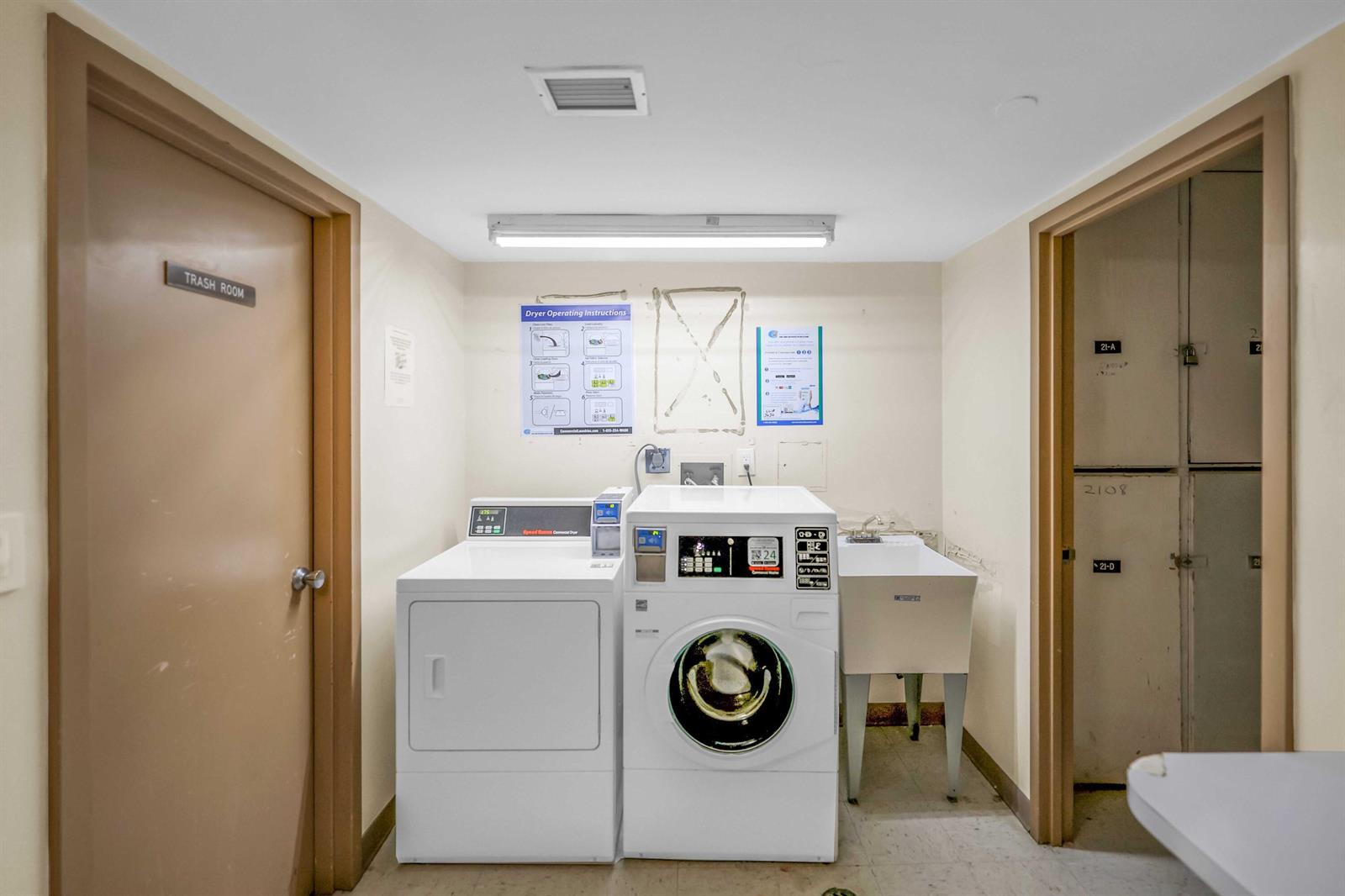 Photo of 20335 Country Club  #2107, Aventura, Florida, 33180 - 20335 W Country Club Drive 2107 - 31